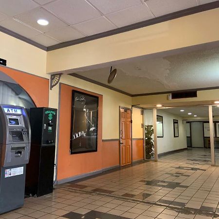 Real Value Inn Memphis Bagian luar foto