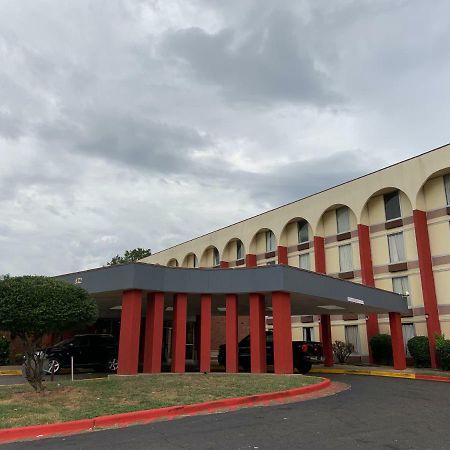 Real Value Inn Memphis Bagian luar foto