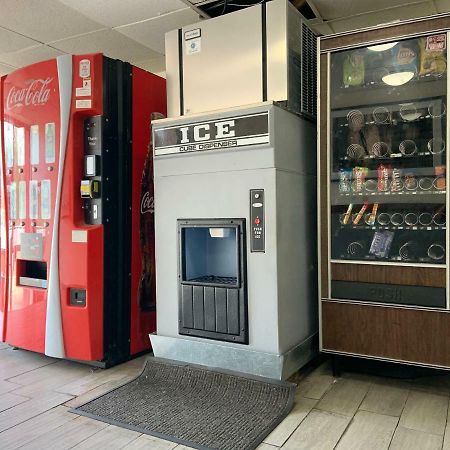 Real Value Inn Memphis Bagian luar foto