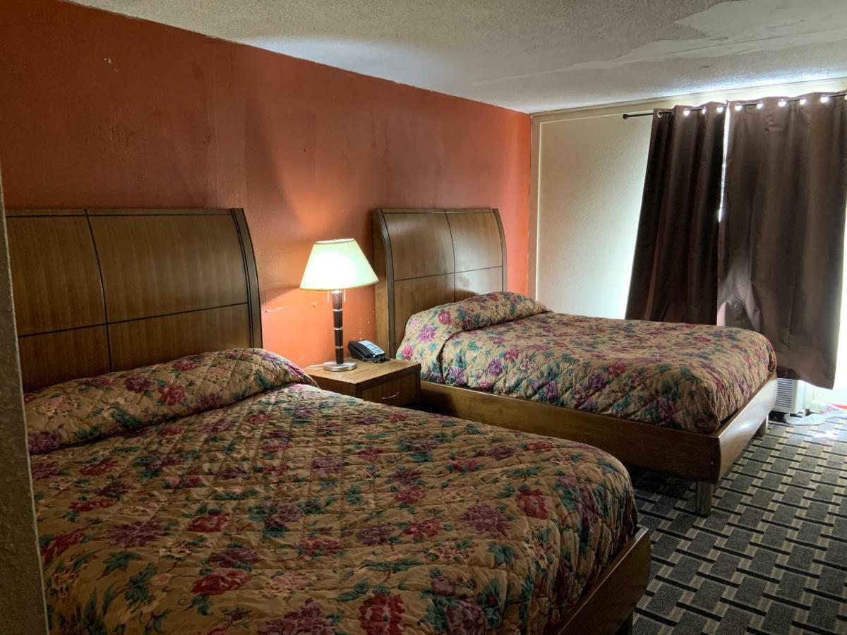 Real Value Inn Memphis Bagian luar foto