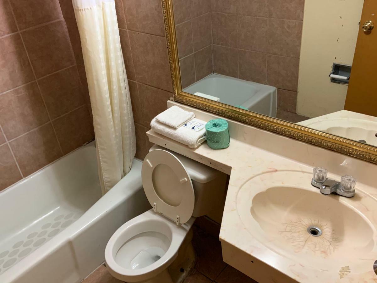 Real Value Inn Memphis Bagian luar foto