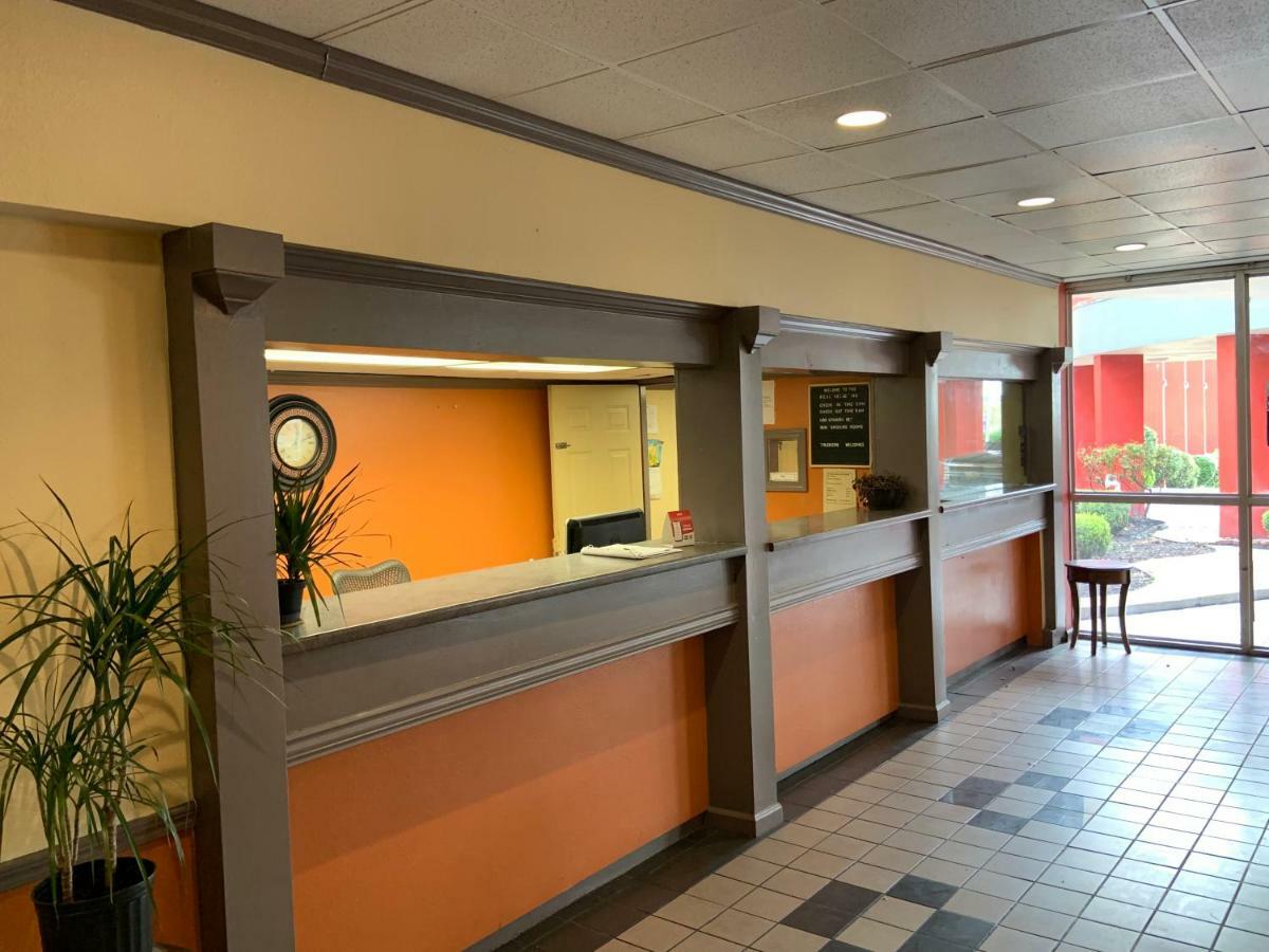 Real Value Inn Memphis Bagian luar foto